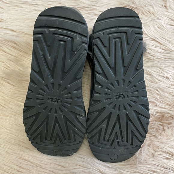 UGG W Bailey Button Mirage Boots - Picture 2 of 5